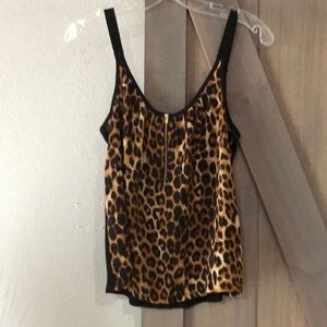 $5 for Bundles for 2 or more items ONLY!  Leopard tank!